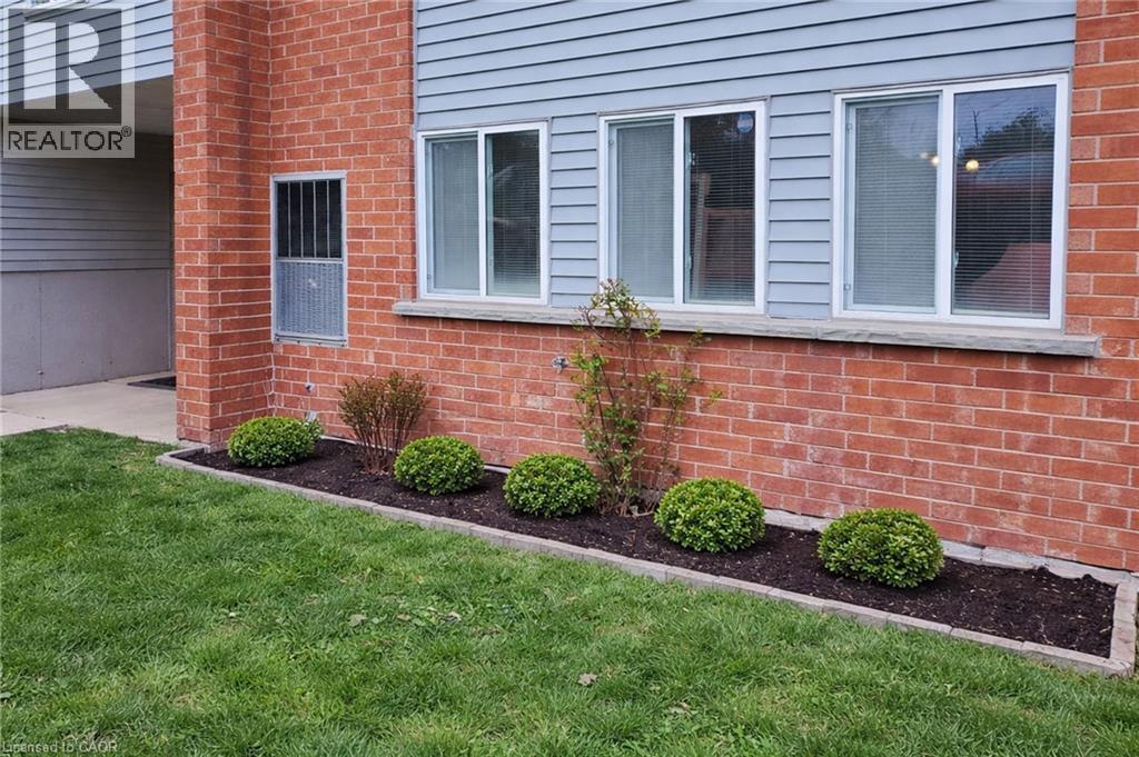 500 Westmount Road W Unit# 103, Kitchener, Ontario  N2M 5M9 - Photo 4 - 40822154