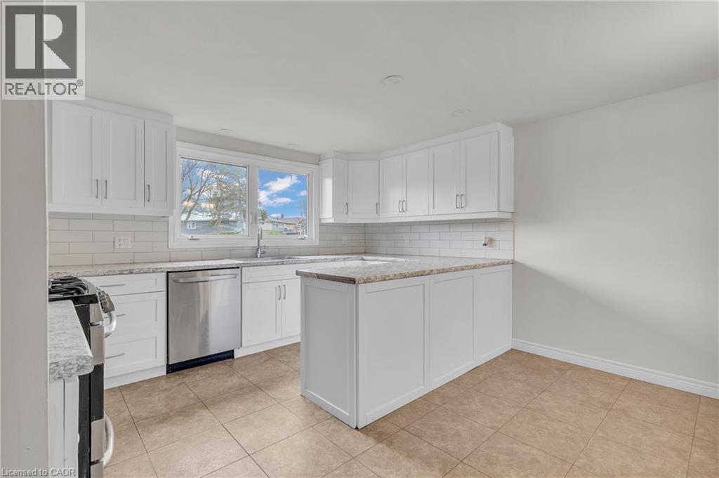 22 Blackhorne Crescent, Kitchener, Ontario  N2E 1T1 - Photo 11 - 40804522