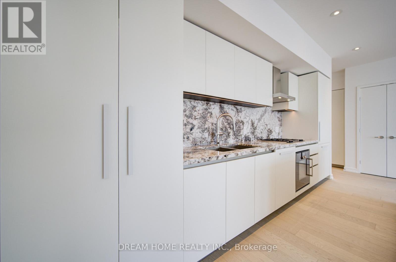 1202 - 1315 Bay Street, Toronto, Ontario  M5R 0E4 - Photo 5 - C12888116