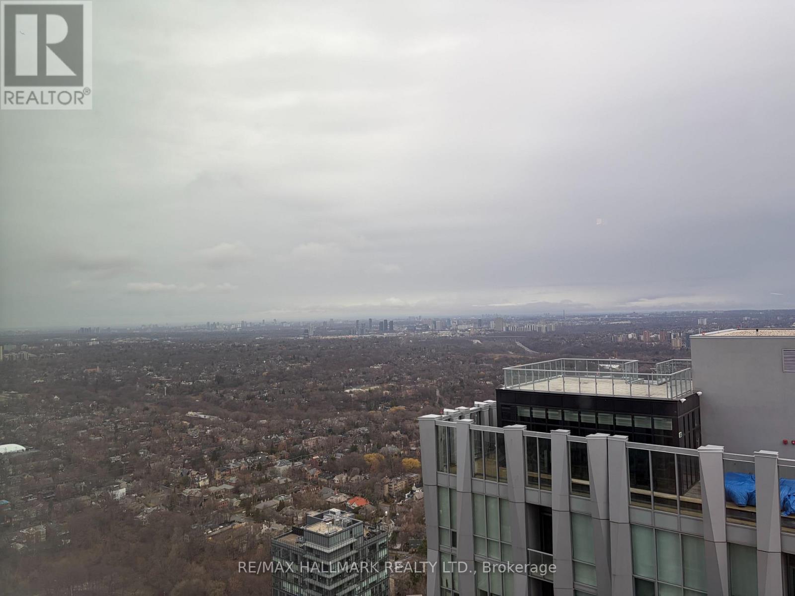 5707 - 11 Yorkville Avenue, Toronto, Ontario  M4W 0B7 - Photo 40 - C13033226