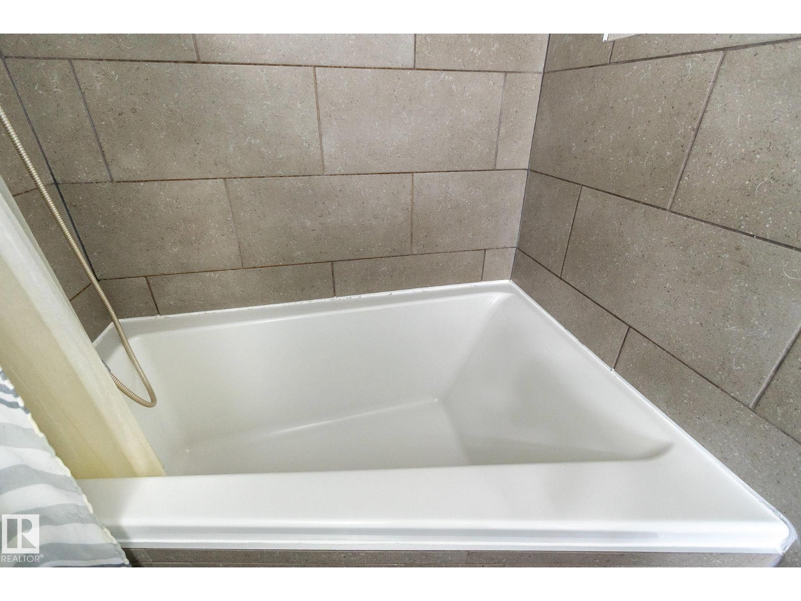 3859 85 St NW, Edmonton, Alberta  T6K 2L5 - Photo 38 - E4476447