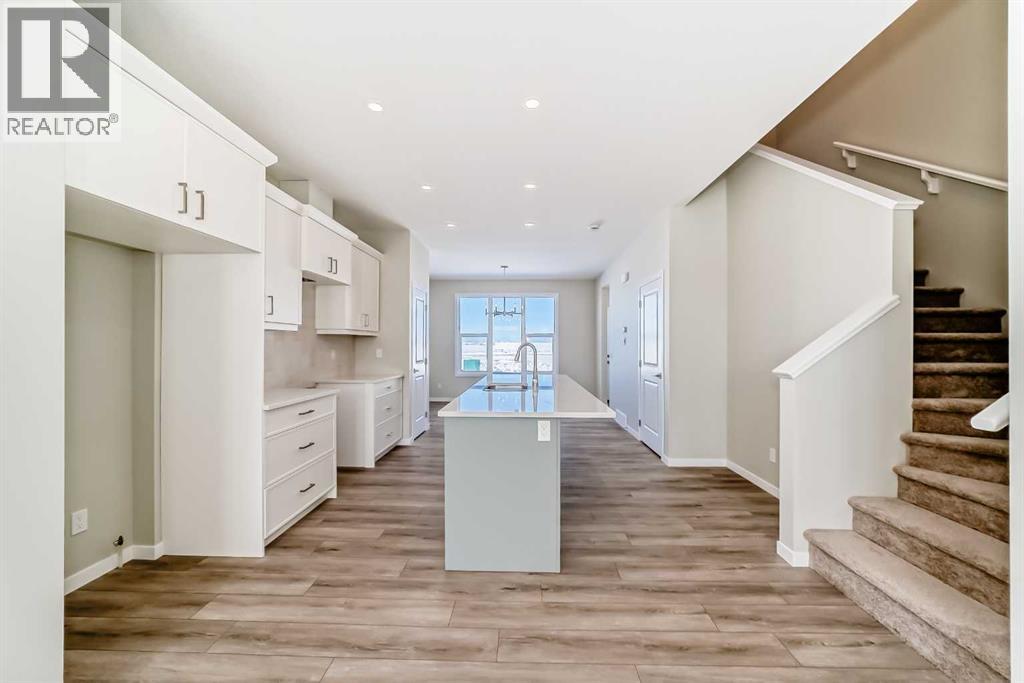 354 Ellen Park, Crossfield, Alberta  T0M 0S0 - Photo 13 - A2280939