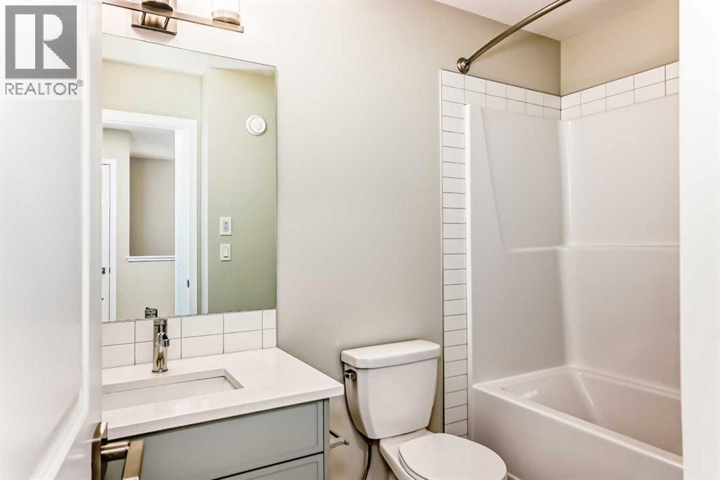 354 Ellen Park, Crossfield, Alberta  T0M 0S0 - Photo 35 - A2280939