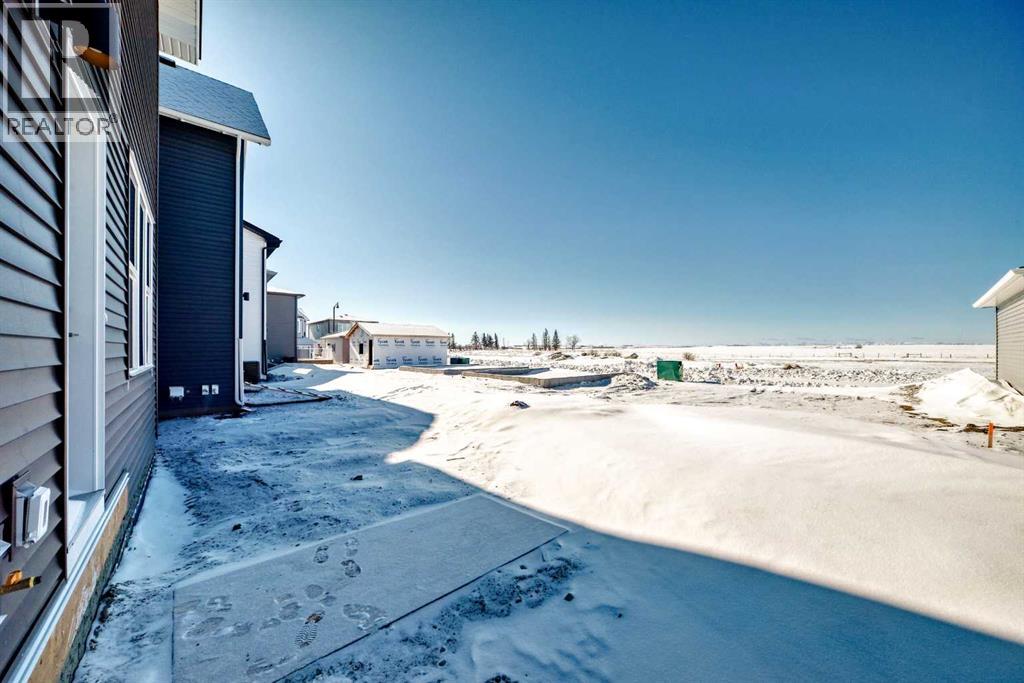 354 Ellen Park, Crossfield, Alberta  T0M 0S0 - Photo 39 - A2280939