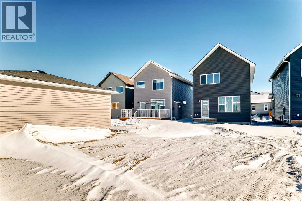 354 Ellen Park, Crossfield, Alberta  T0M 0S0 - Photo 44 - A2280939