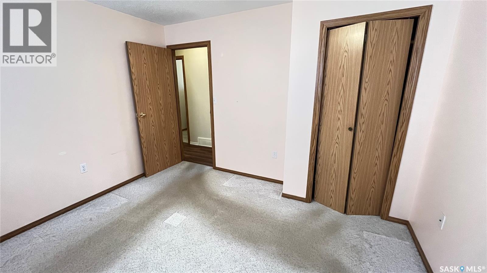 117 Herbert Street, Maple Creek, Saskatchewan  S0N 1N0 - Photo 23 - SK033709