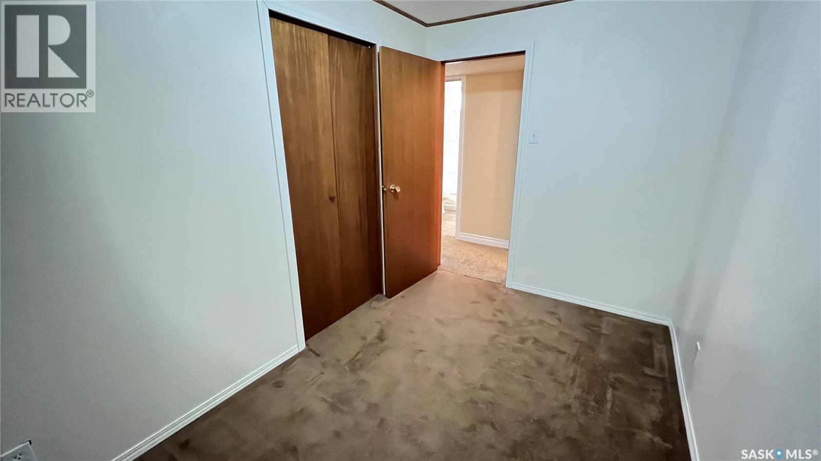 117 Herbert Street, Maple Creek, Saskatchewan  S0N 1N0 - Photo 28 - SK033709