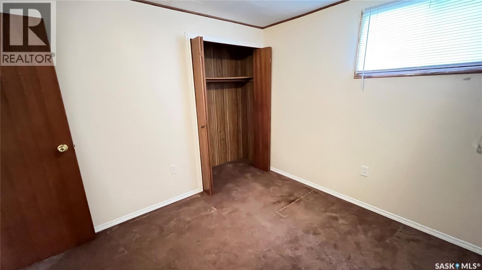 117 Herbert Street, Maple Creek, Saskatchewan  S0N 1N0 - Photo 30 - SK033709