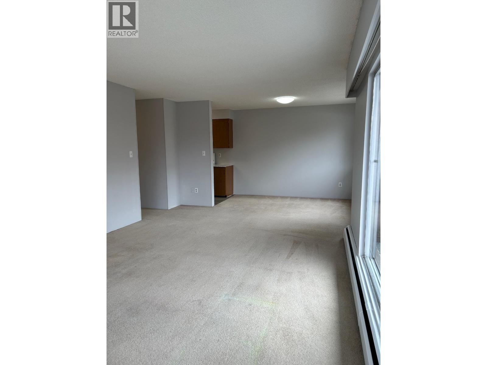 11933 223 Street, Maple Ridge, British Columbia  V2X 5R5 - Photo 3 - R3114043