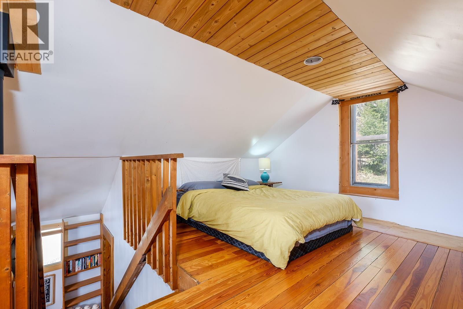 2034 Cliff Street, Rossland, British Columbia  V0G 1Y0 - Photo 29 - 10383399