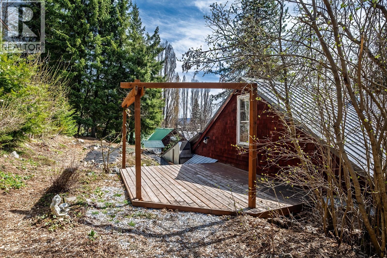 2034 Cliff Street, Rossland, British Columbia  V0G 1Y0 - Photo 47 - 10383399