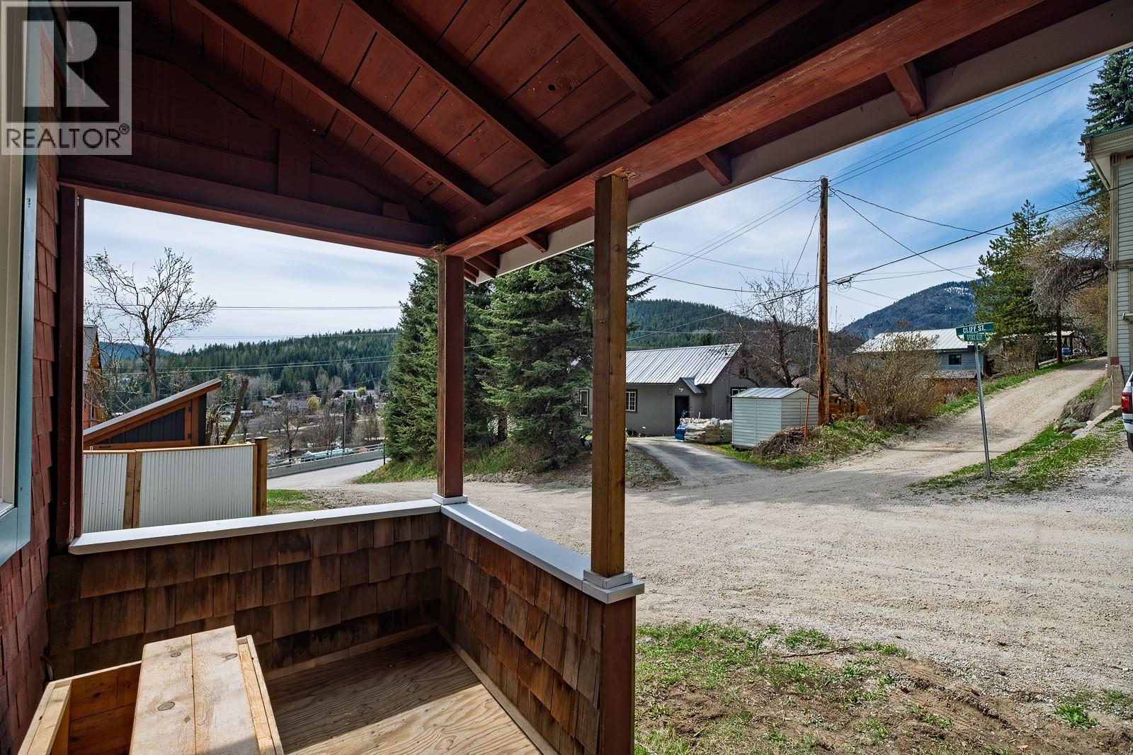 2034 Cliff Street, Rossland, British Columbia  V0G 1Y0 - Photo 55 - 10383399