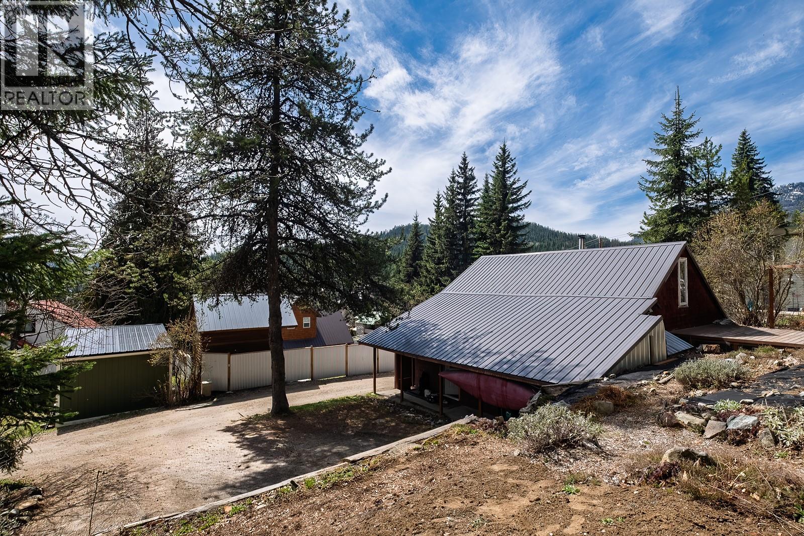 2034 Cliff Street, Rossland, British Columbia  V0G 1Y0 - Photo 49 - 10383399