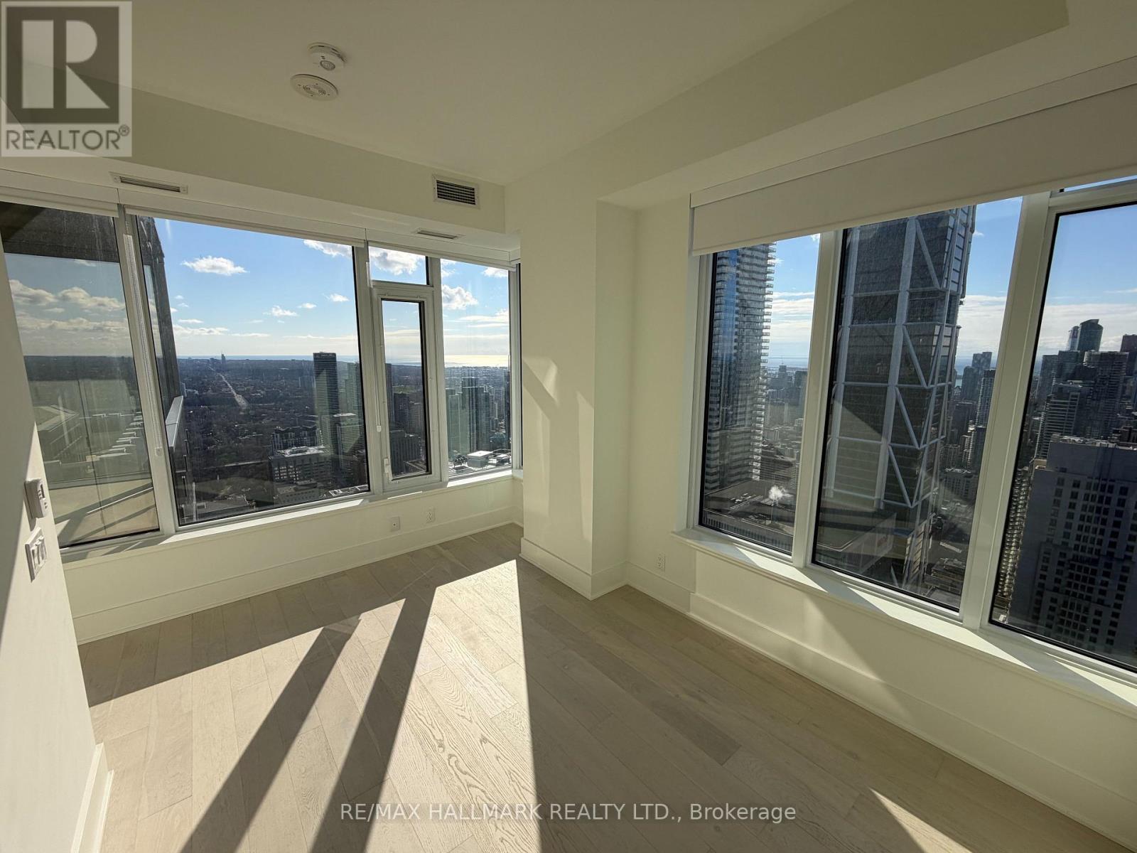 5707 - 11 Yorkville Avenue, Toronto, Ontario  M4W 0B7 - Photo 13 - C13033226