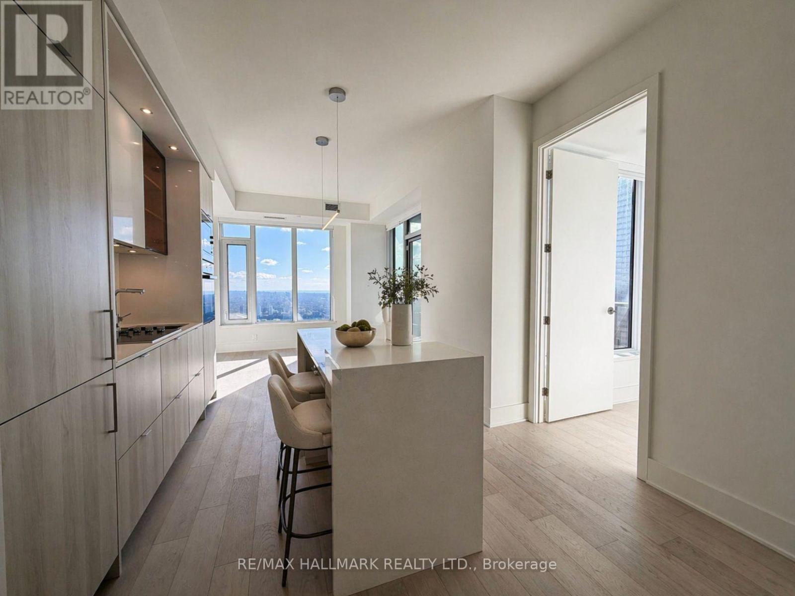 5707 - 11 Yorkville Avenue, Toronto, Ontario  M4W 0B7 - Photo 29 - C13033226