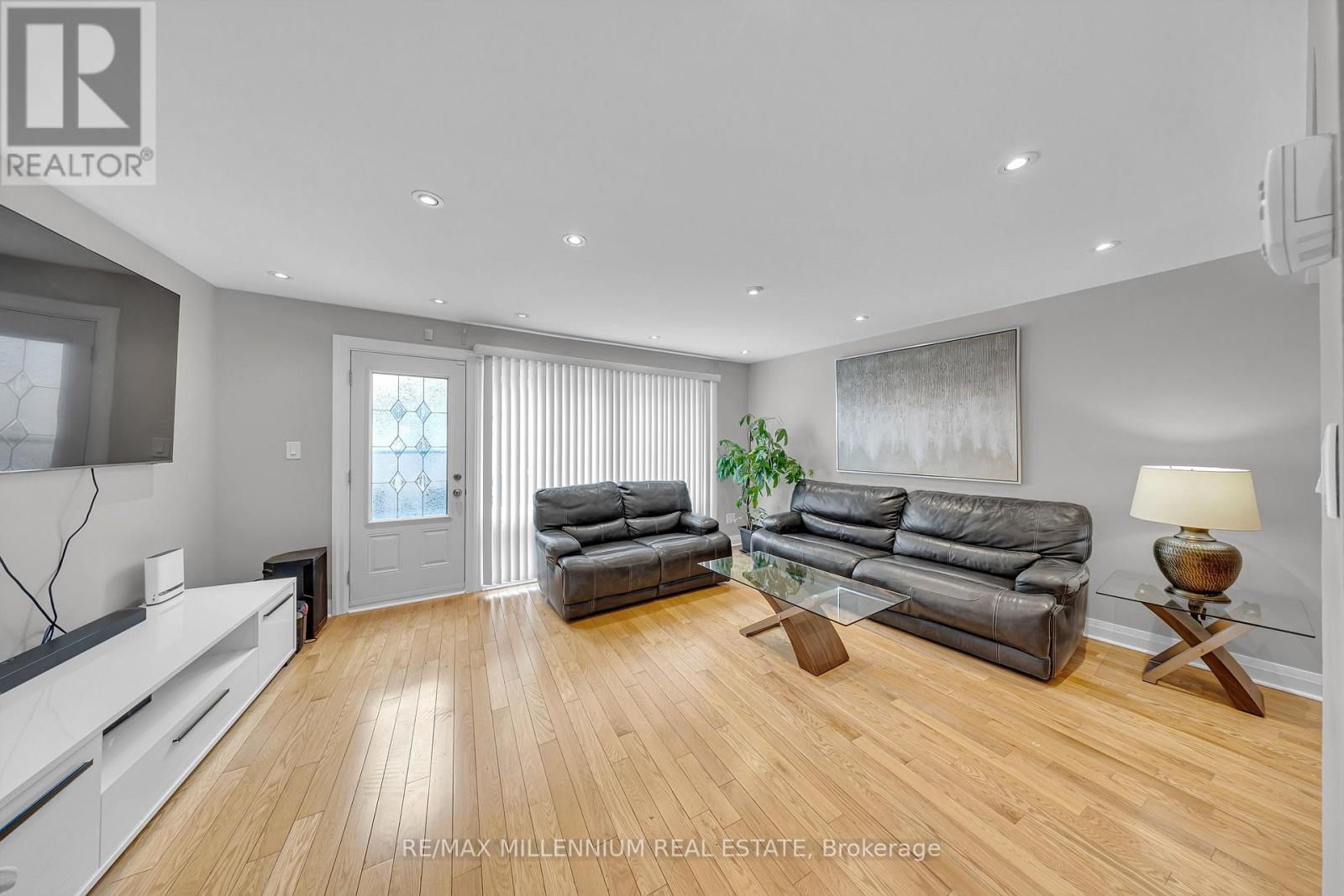 5 - 10 Grandravine Drive, Toronto, Ontario  M3J 1B1 - Photo 6 - W13033208