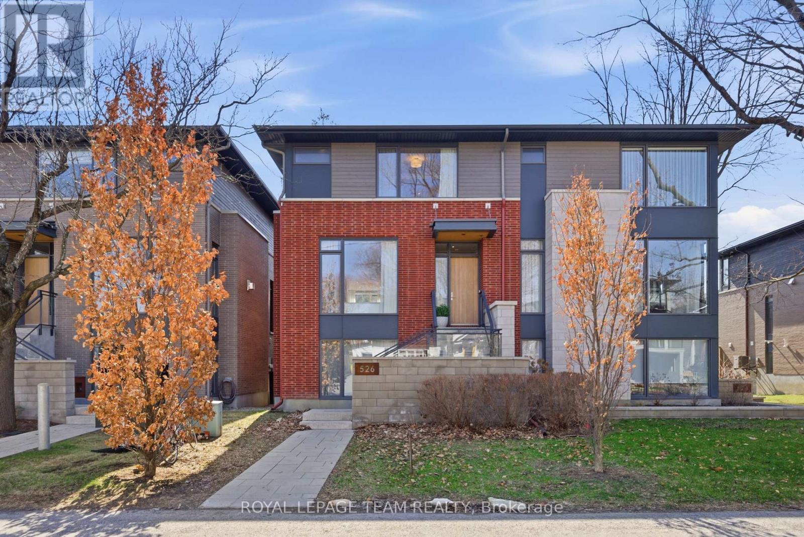 526 EDISON AVENUE, Ottawa, Ontario