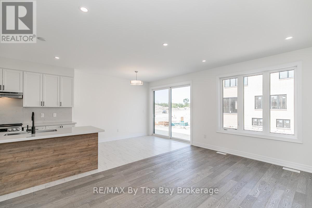 3 Rosanne Circle, Wasaga Beach, Ontario  L9Z 0N4 - Photo 15 - S13033362