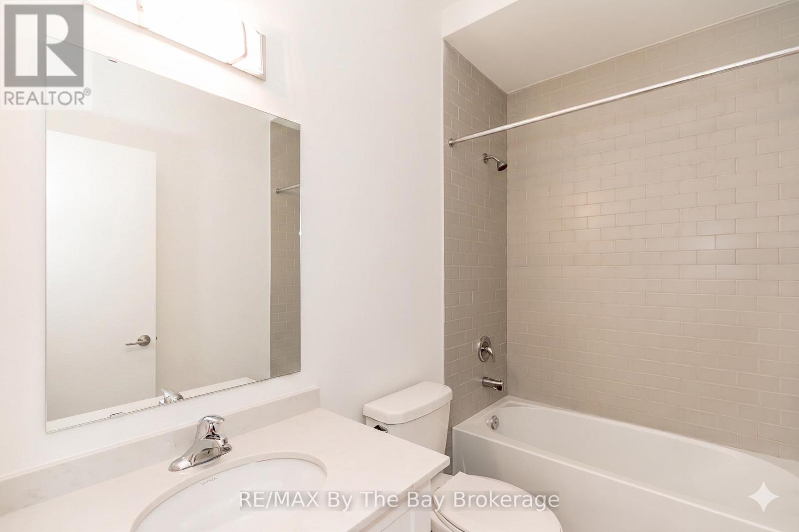 3 Rosanne Circle, Wasaga Beach, Ontario  L9Z 0N4 - Photo 20 - S13033362