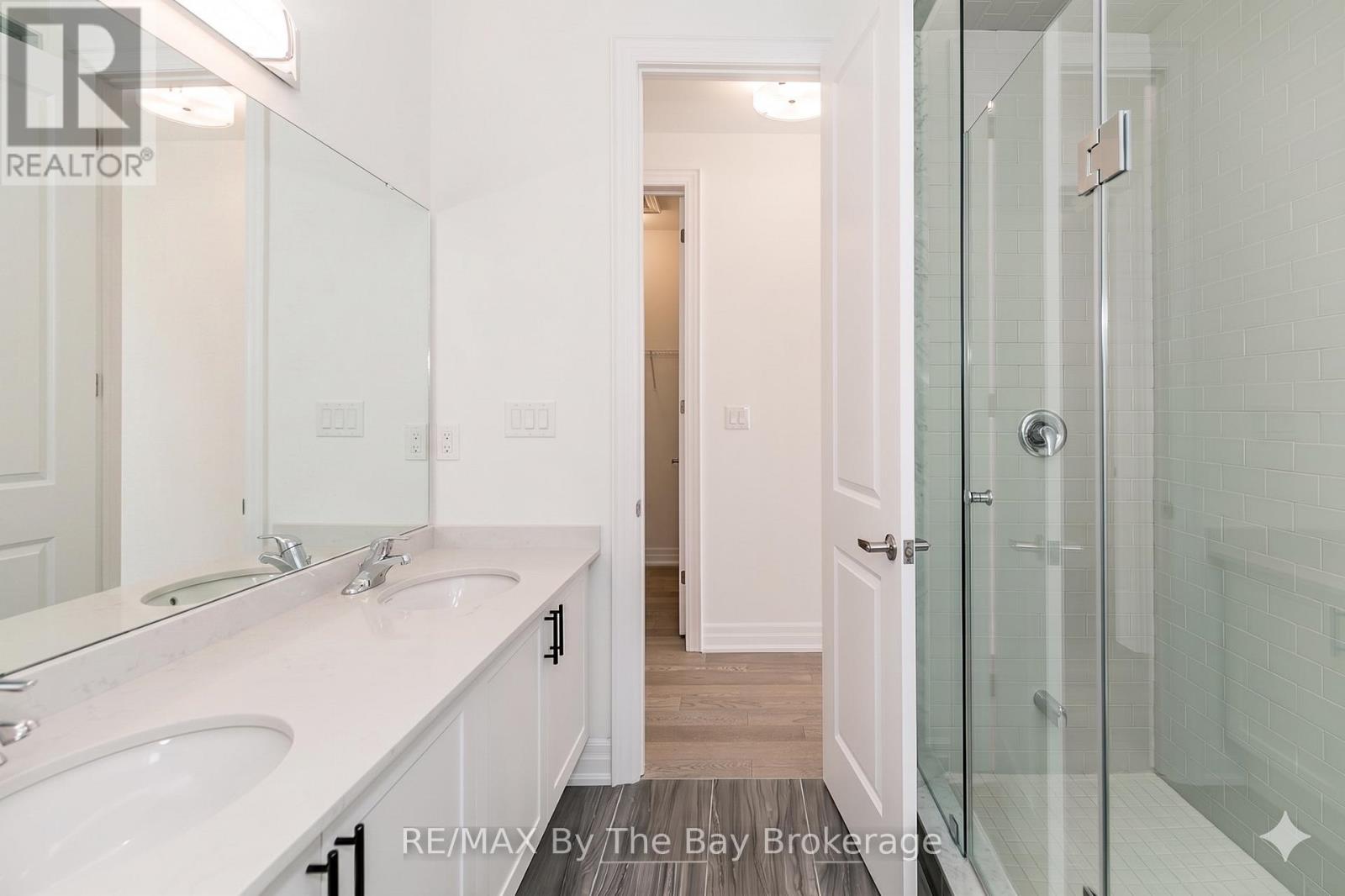 3 Rosanne Circle, Wasaga Beach, Ontario  L9Z 0N4 - Photo 25 - S13033362