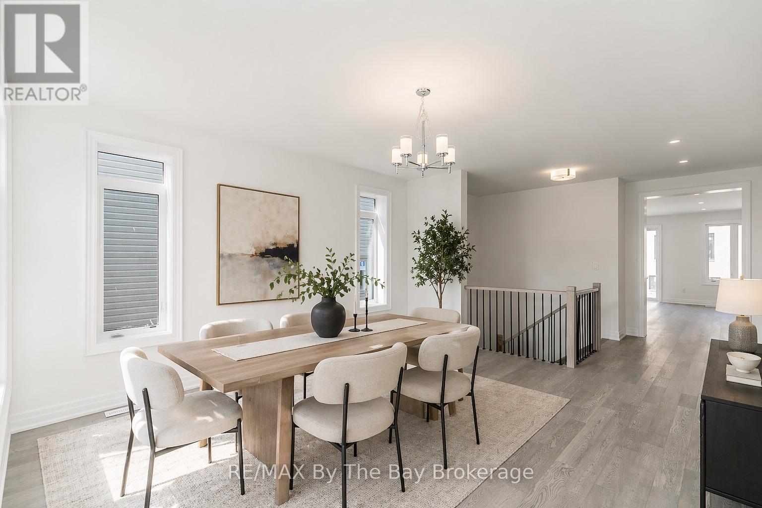 3 Rosanne Circle, Wasaga Beach, Ontario  L9Z 0N4 - Photo 3 - S13033362