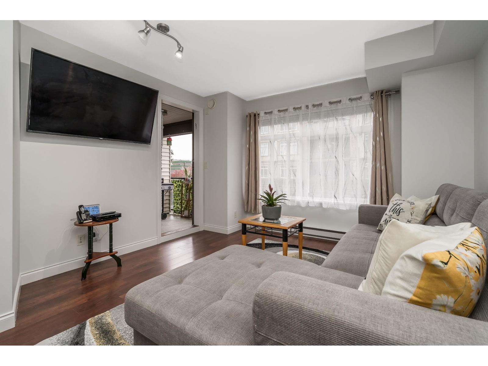 243 5660 201a Street, Langley, British Columbia  V3A 4E6 - Photo 4 - R3114522