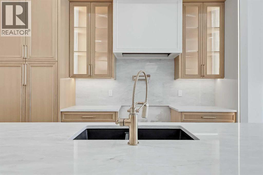 1739 48 Avenue SW, Calgary, Alberta  T2T 2T2 - Photo 7 - A2277629