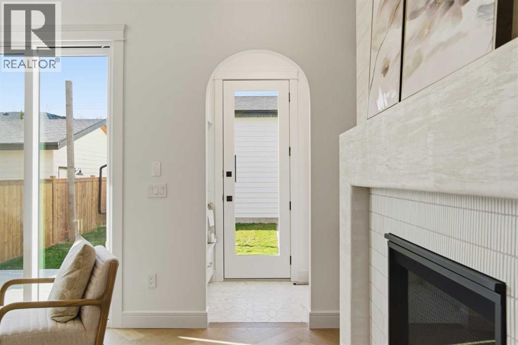 1739 48 Avenue SW, Calgary, Alberta  T2T 2T2 - Photo 15 - A2277629