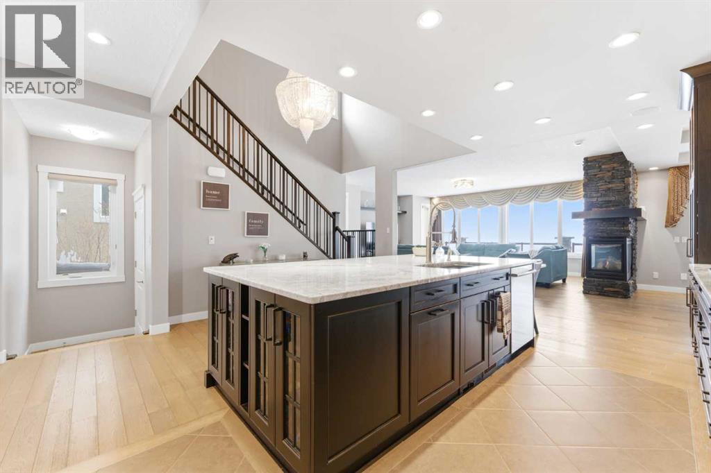 187 Cranarch Circle SE, Calgary, Alberta  T3M 0S4 - Photo 13 - A2293305