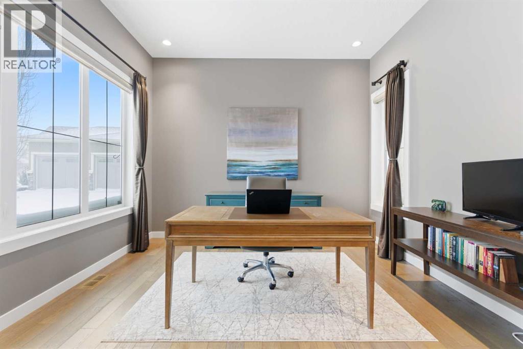 187 Cranarch Circle SE, Calgary, Alberta  T3M 0S4 - Photo 7 - A2293305