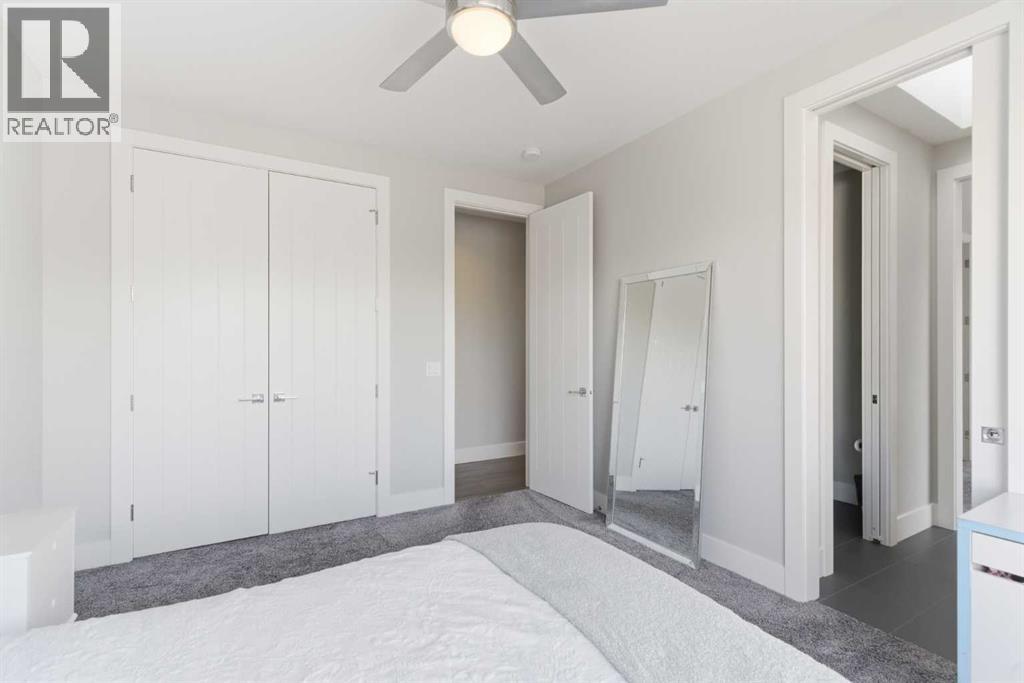 10 Lissington Drive SW, Calgary, Alberta  T3E 5E1 - Photo 37 - A2294958