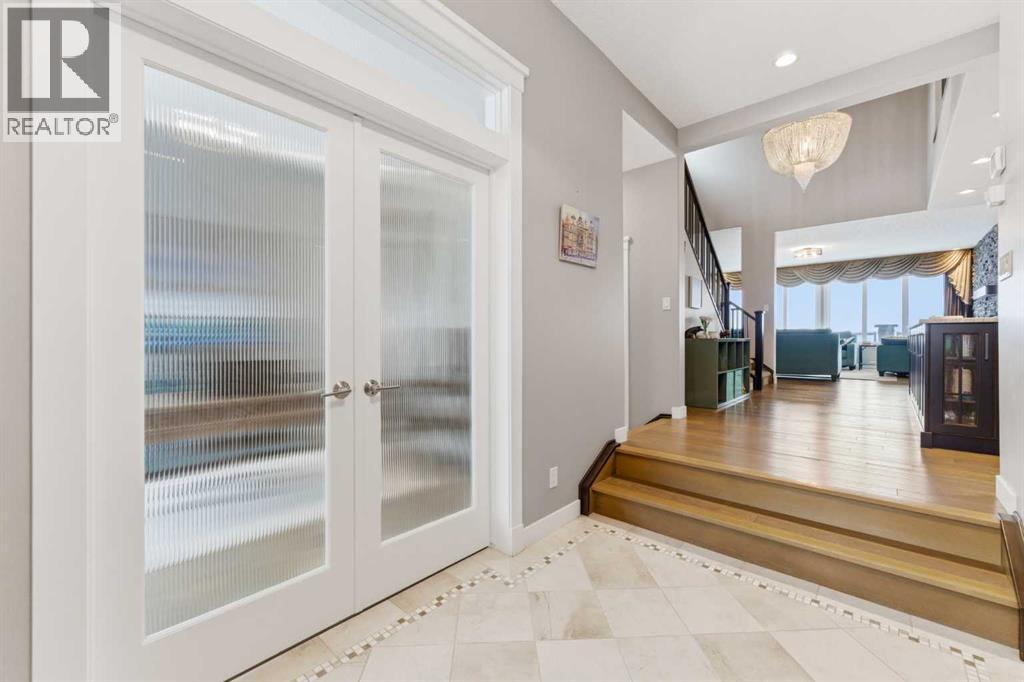 187 Cranarch Circle SE, Calgary, Alberta  T3M 0S4 - Photo 8 - A2293305