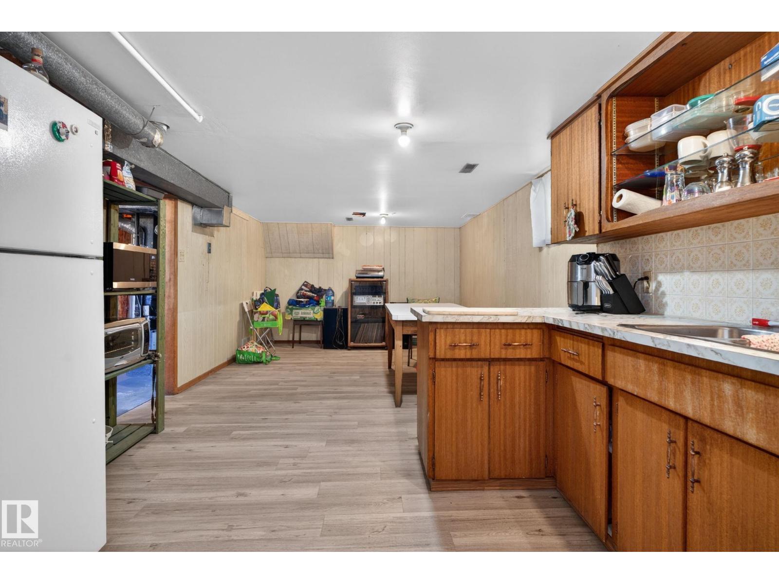 12230 95a St Nw, Edmonton, Alberta  T5G 1S1 - Photo 23 - E4483646