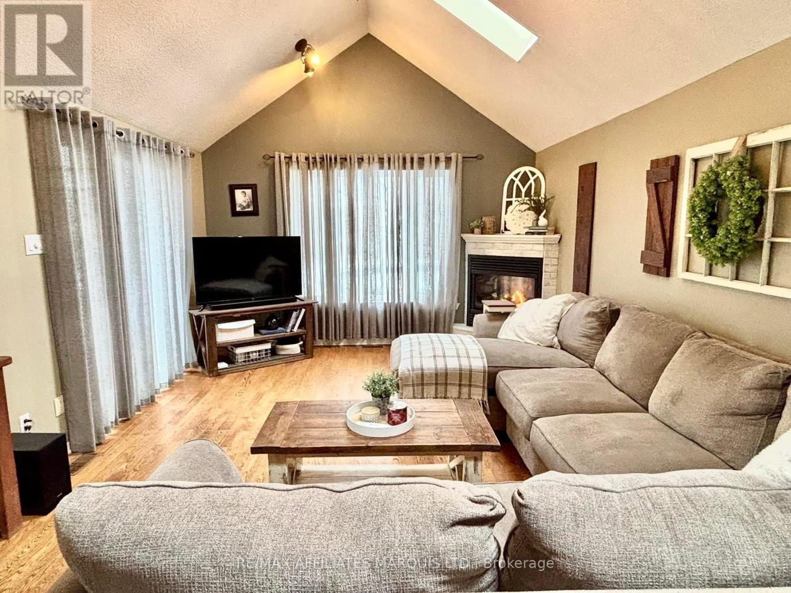 20 Forestdale Crescent, Cornwall, Ontario  K6K 1V7 - Photo 6 - X13033354