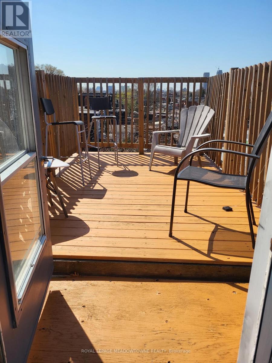 1259 Davenport Road, Toronto, Ontario  M6H 2H2 - Photo 13 - W12863264