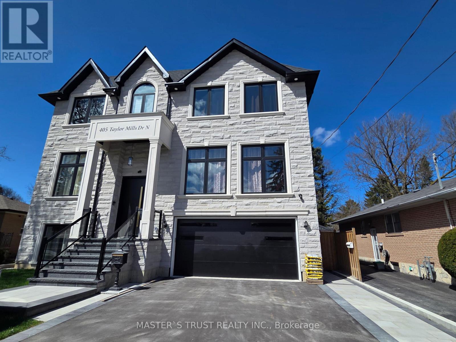 405 TAYLOR MILLS DRIVE N, Richmond Hill, Ontario