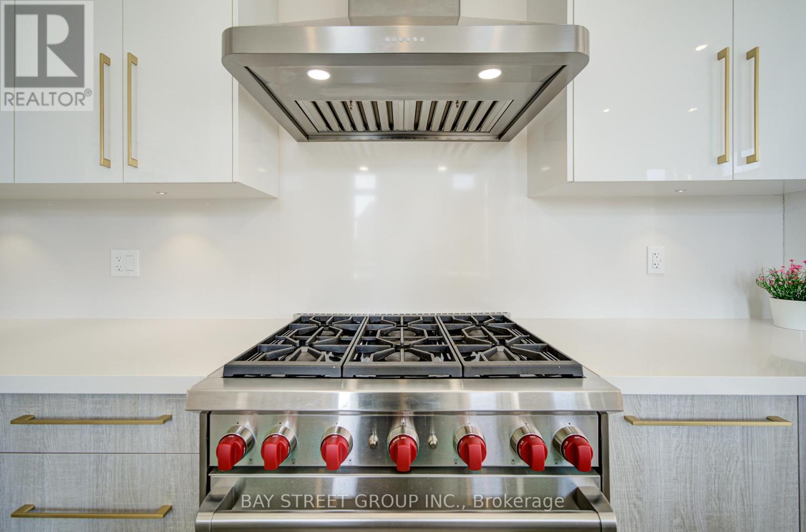 324 King Road, Richmond Hill, Ontario  L4E 1L4 - Photo 16 - N13033368