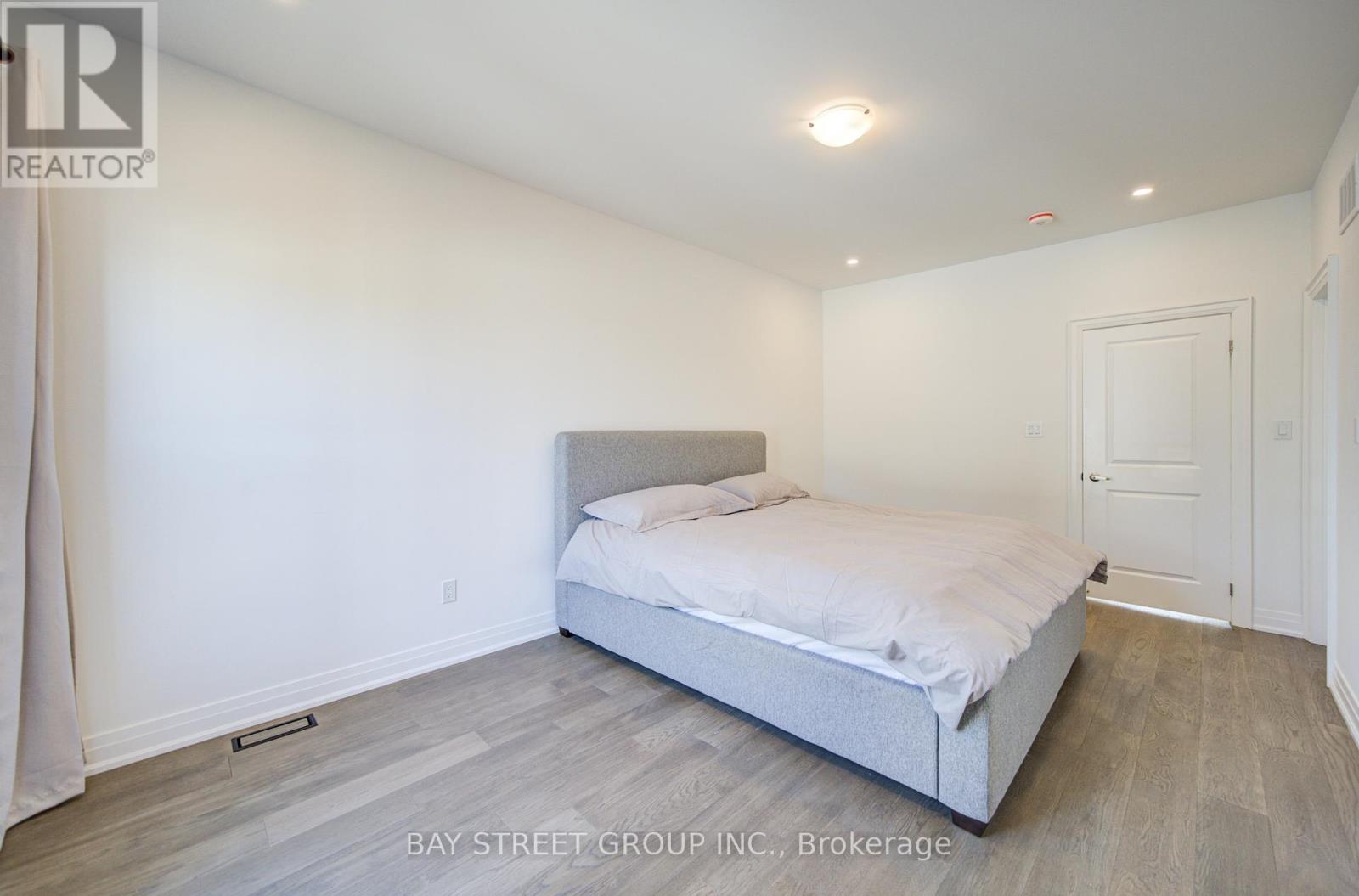 324 King Road, Richmond Hill, Ontario  L4E 1L4 - Photo 38 - N13033368