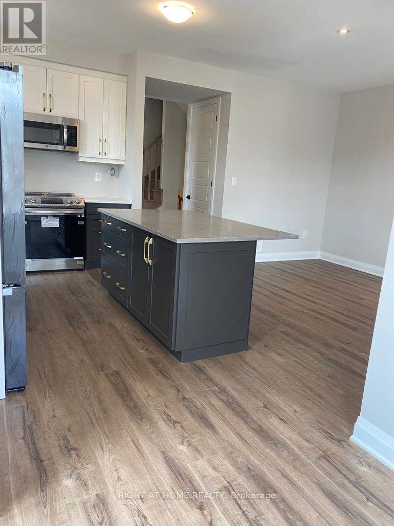 1593 Moira Crescent, Milton, Ontario  L9E 1X8 - Photo 10 - W13033348