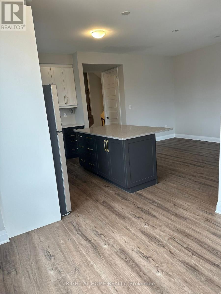 1593 Moira Crescent, Milton, Ontario  L9E 1X8 - Photo 13 - W13033348