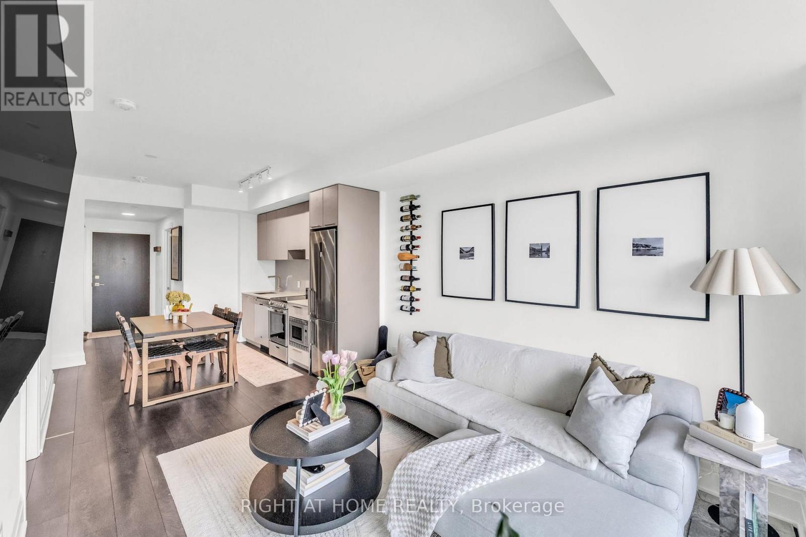 308 - 20 Brin Drive, Toronto, Ontario  M8X 0B2 - Photo 5 - W13033376