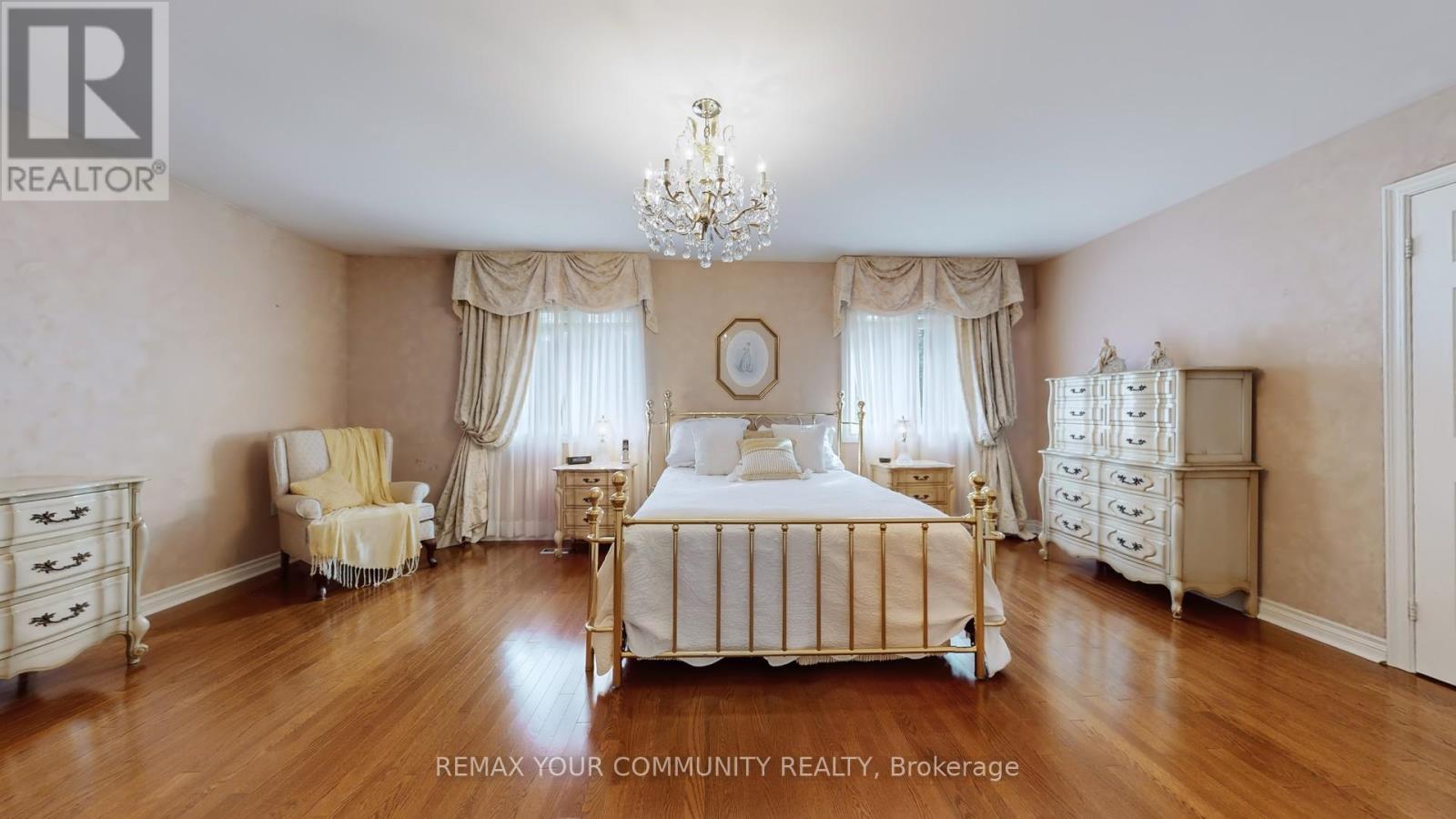 35 La Rush Drive, Toronto, Ontario  M9P 1S8 - Photo 18 - W13033386