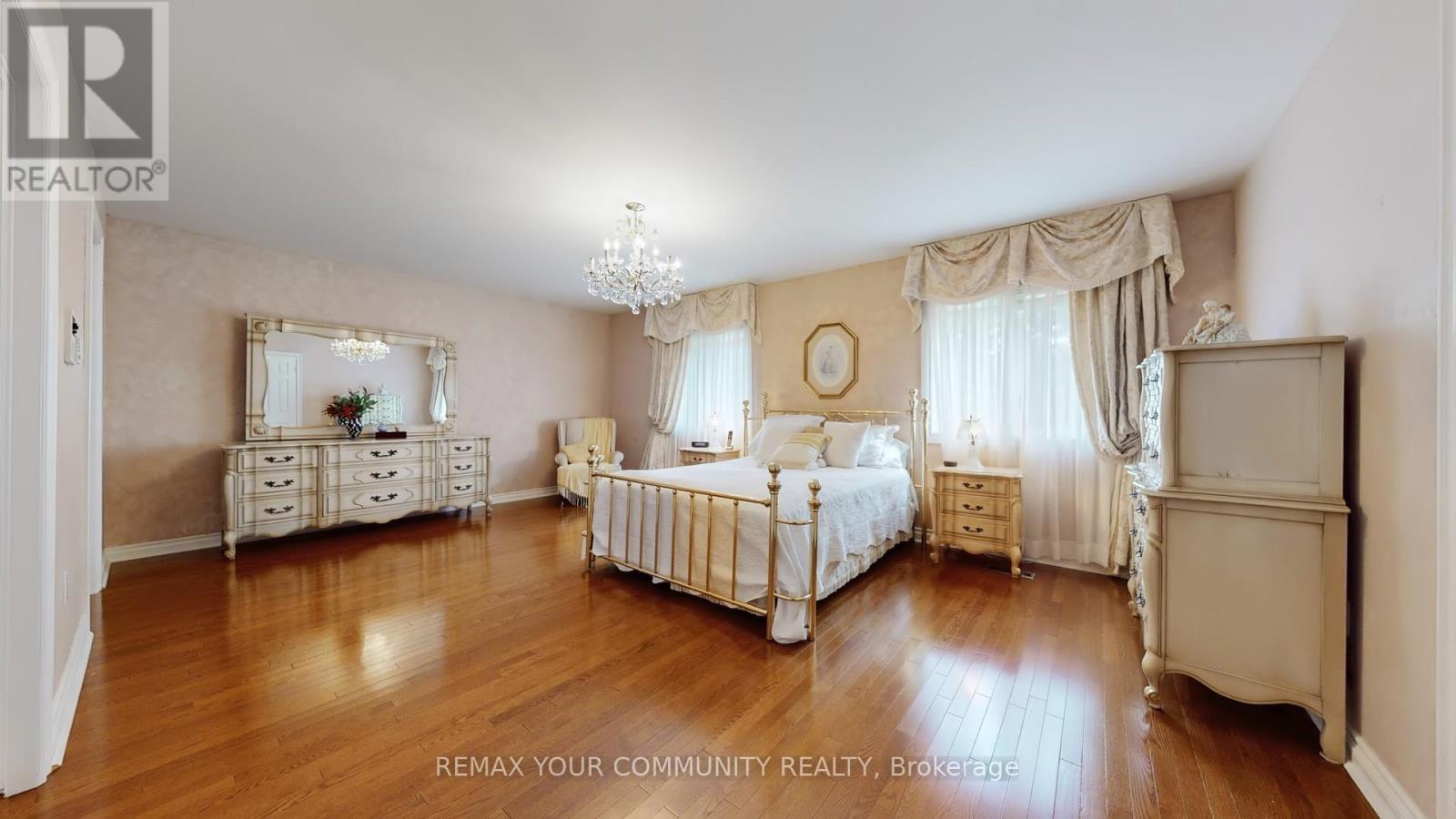 35 La Rush Drive, Toronto, Ontario  M9P 1S8 - Photo 19 - W13033386