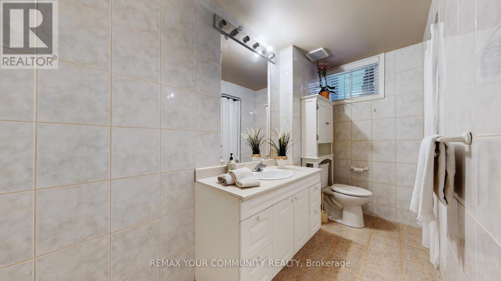 35 La Rush Drive, Toronto, Ontario  M9P 1S8 - Photo 37 - W13033386