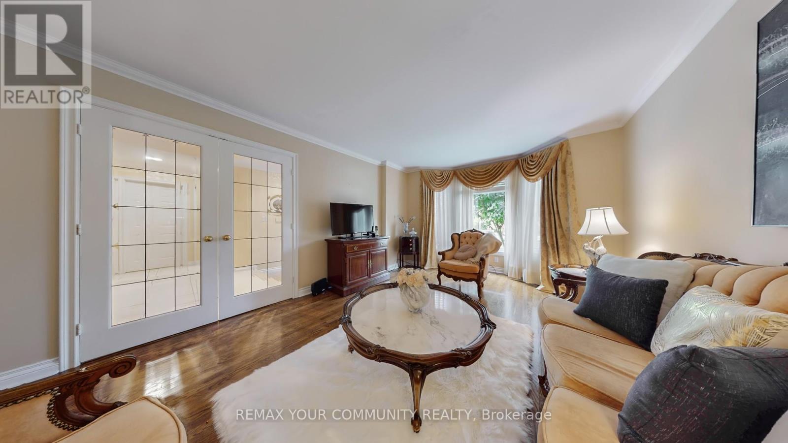 35 La Rush Drive, Toronto, Ontario  M9P 1S8 - Photo 8 - W13033386