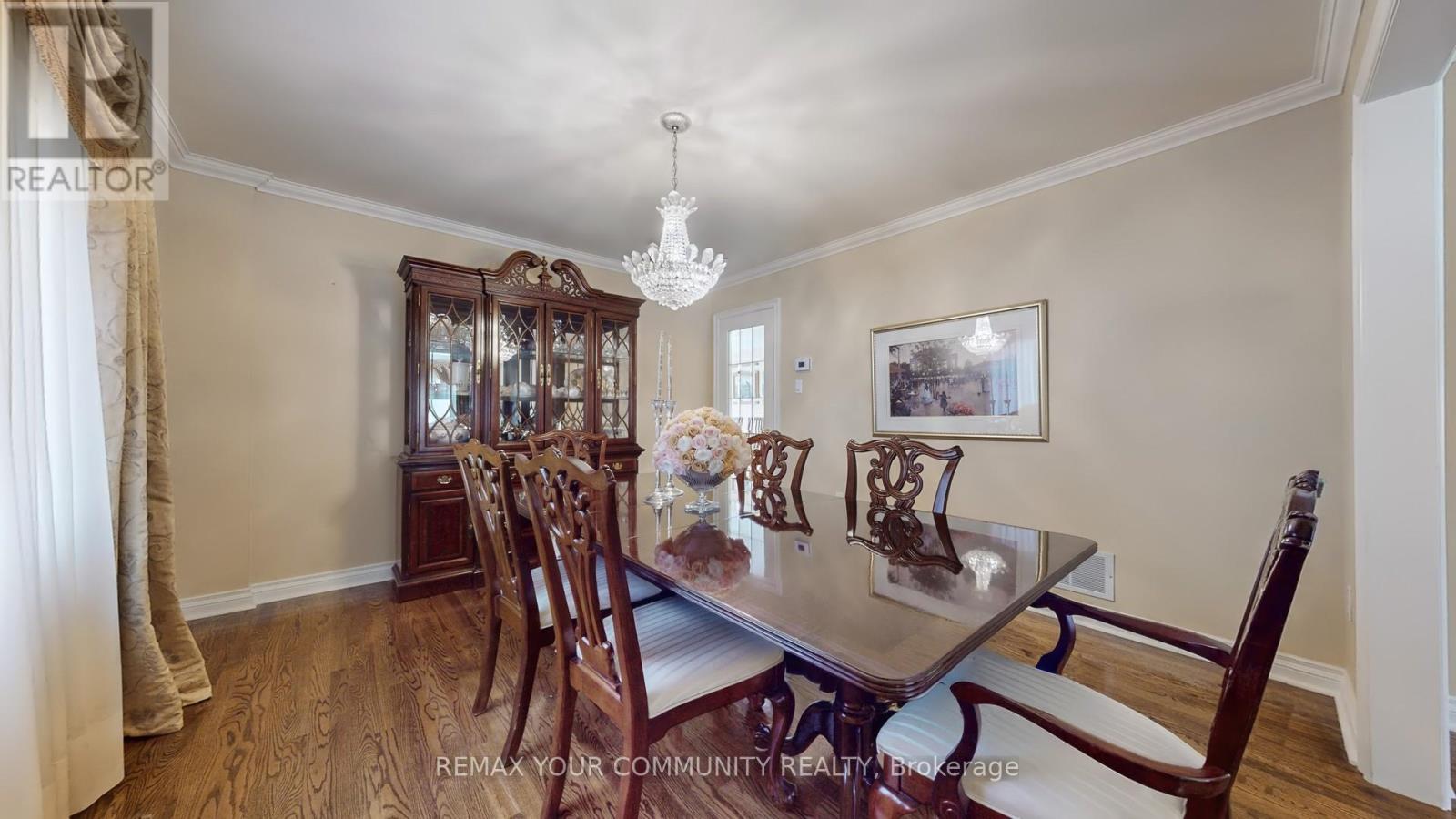 35 La Rush Drive, Toronto, Ontario  M9P 1S8 - Photo 9 - W13033386