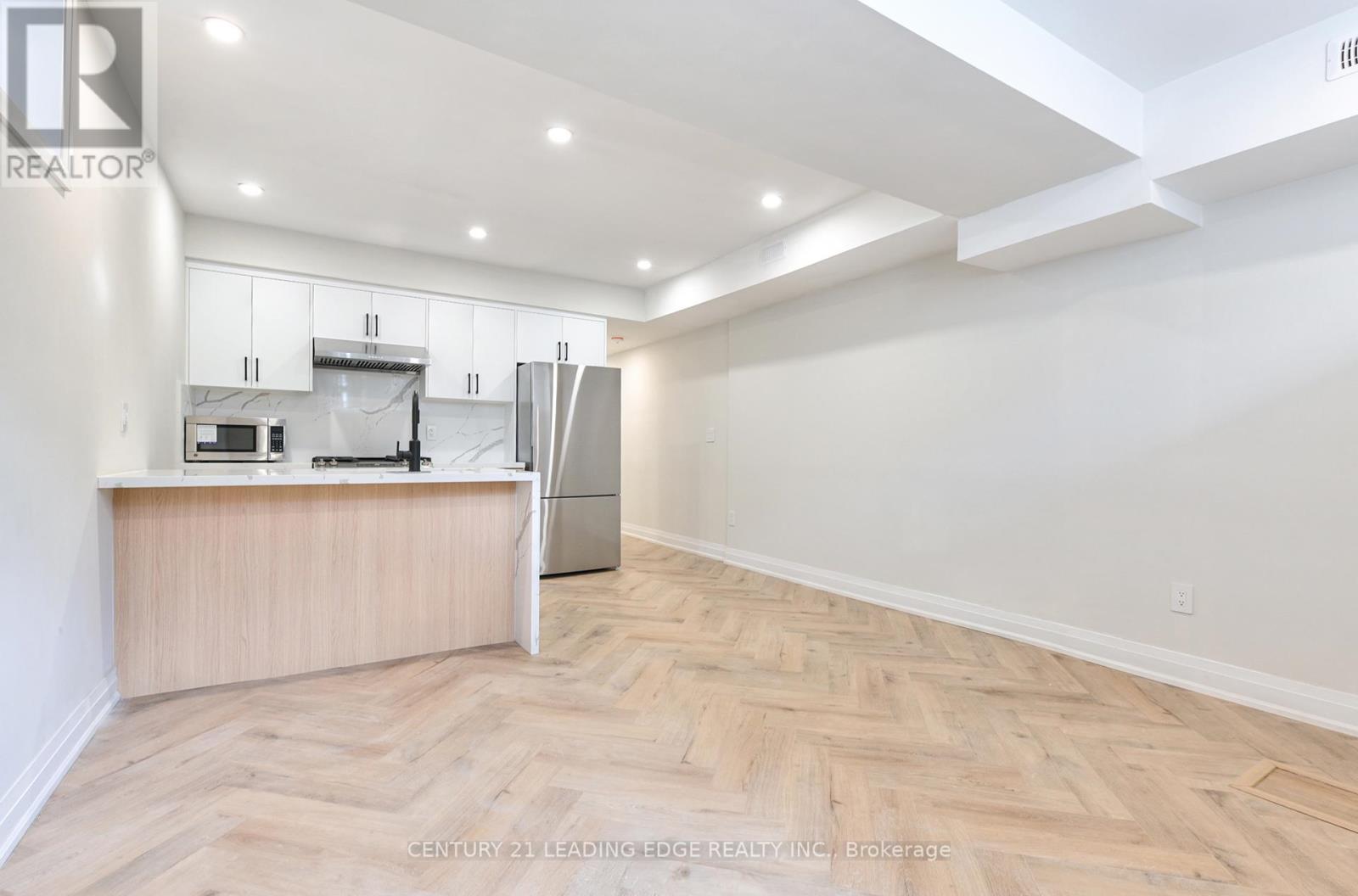 LOWER - 53 BOON AVENUE, Toronto, Ontario