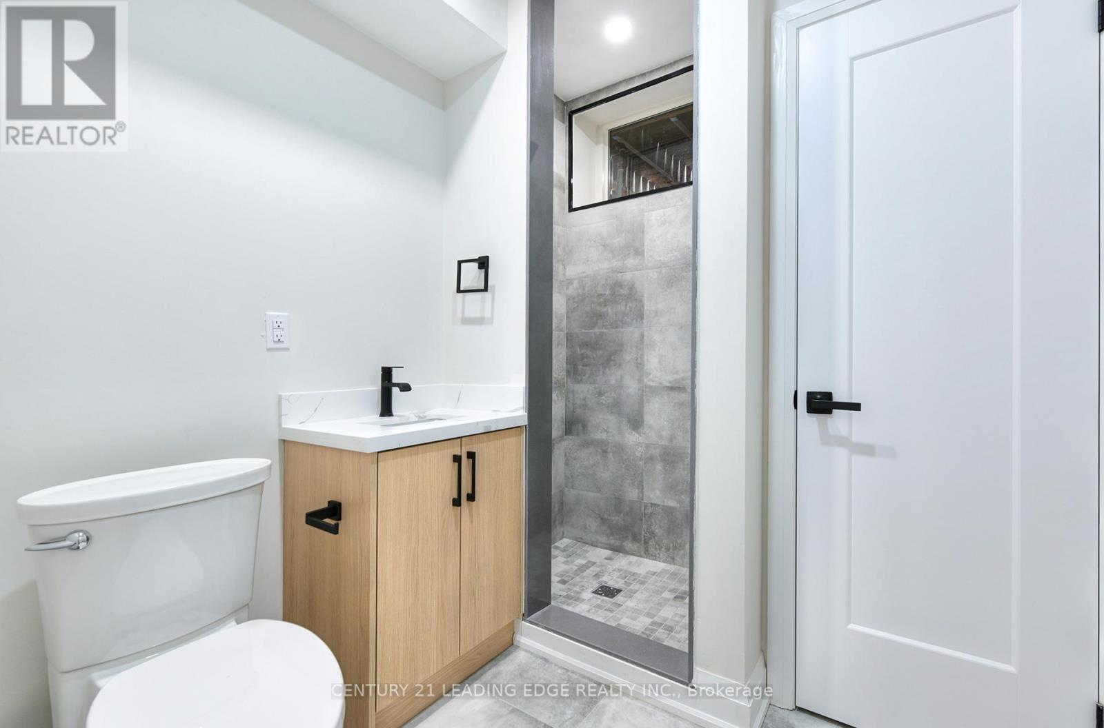 Lower - 53 Boon Avenue, Toronto, Ontario  M6E 3Z2 - Photo 12 - W13033394