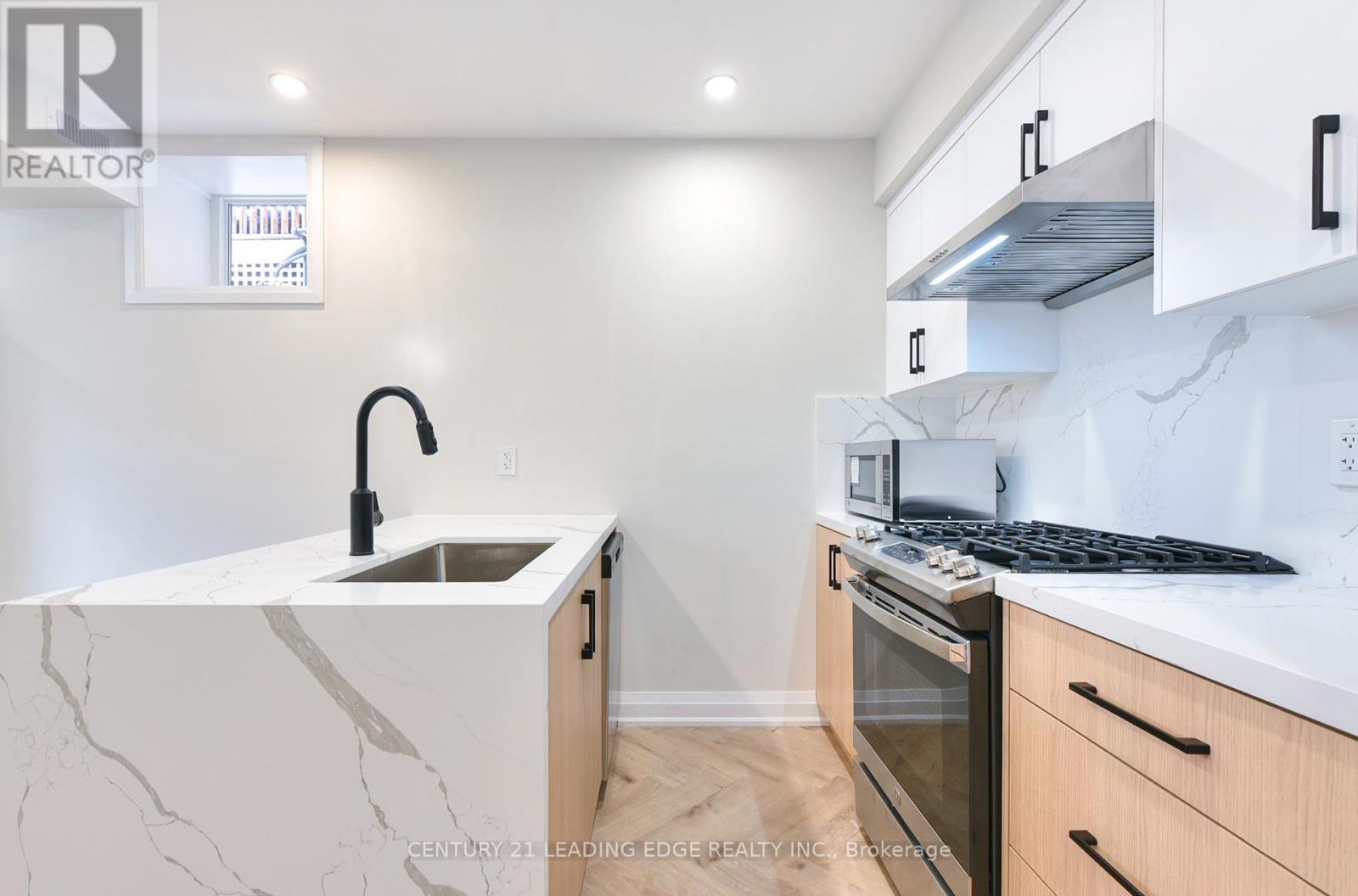 Lower - 53 Boon Avenue, Toronto, Ontario  M6E 3Z2 - Photo 4 - W13033394