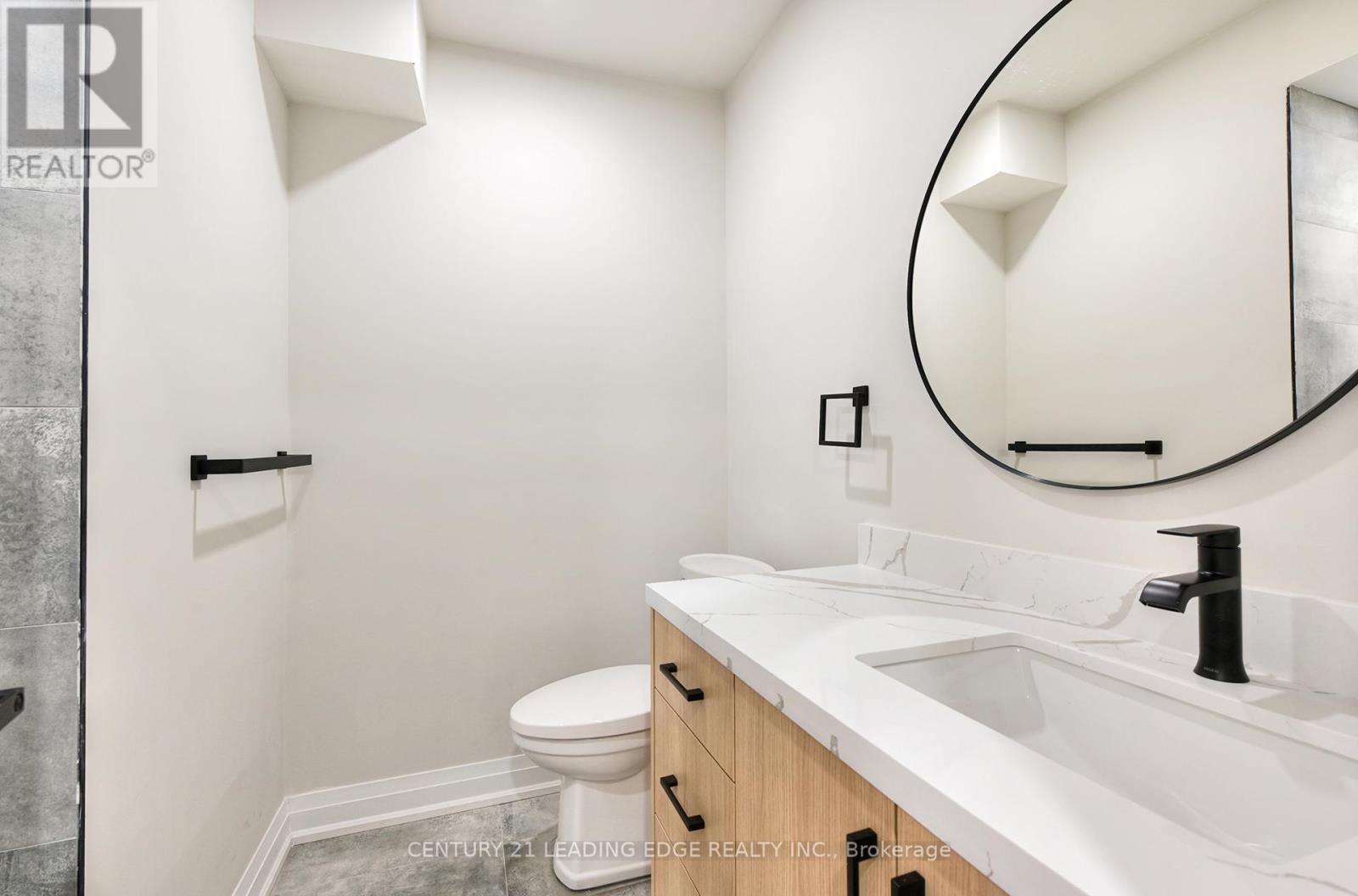 Lower - 53 Boon Avenue, Toronto, Ontario  M6E 3Z2 - Photo 8 - W13033394